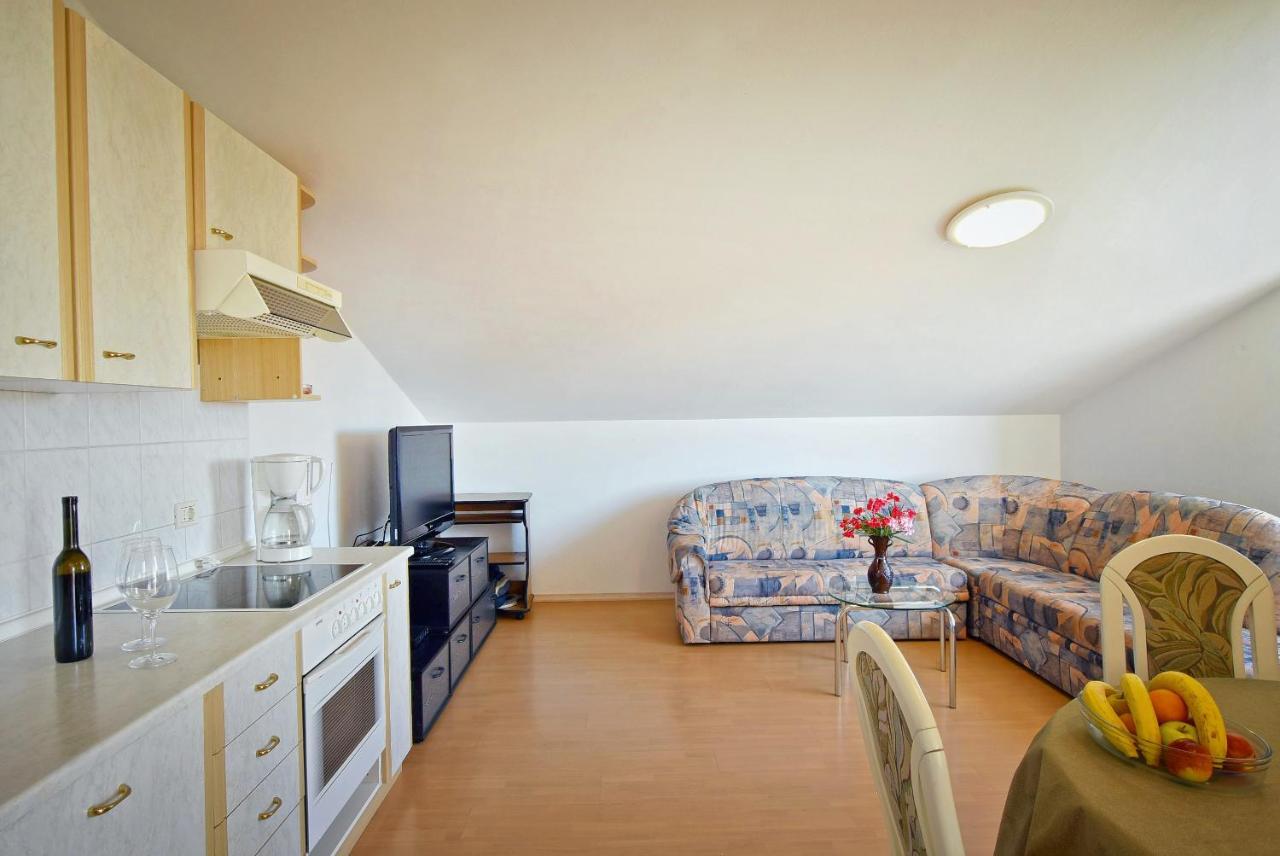Apartments Vila Marinela Пореч Екстер'єр фото