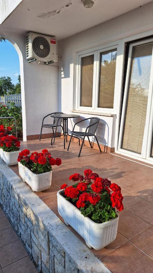 Apartments Vila Marinela Пореч Екстер'єр фото